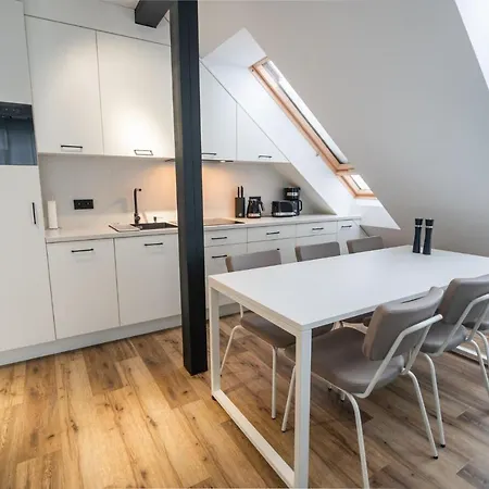 Apartment Invest Szklarska 800 C7 I C14 *